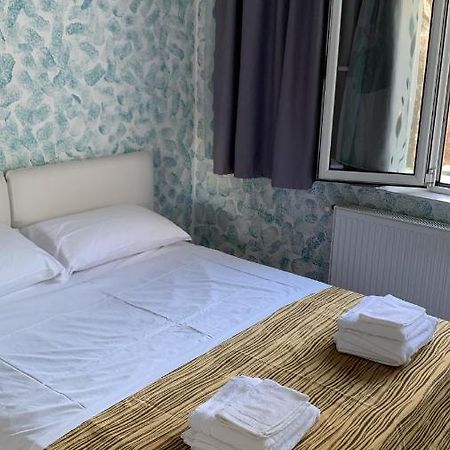 B&B Cluj 외부 사진